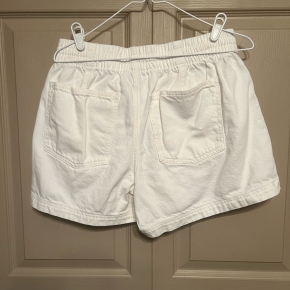 Universal Thread Women's Cream Drawstring Cargo Shorts - Picture 2 of 6